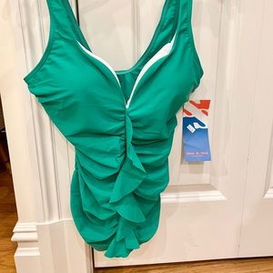 Sun & sea swim suit top